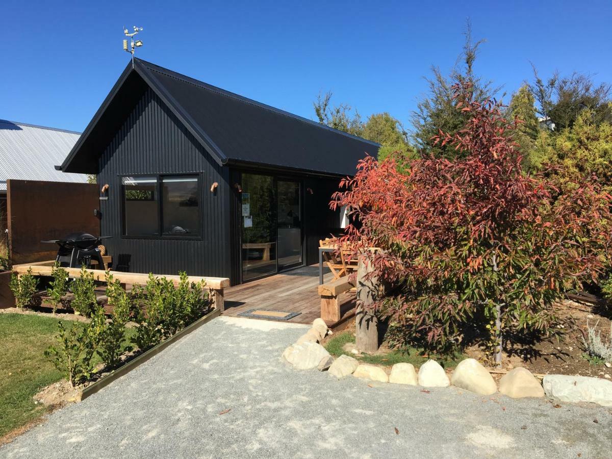 Black Beech House With Stunning Outdoor Bath Lake Tekapo Exteriör bild